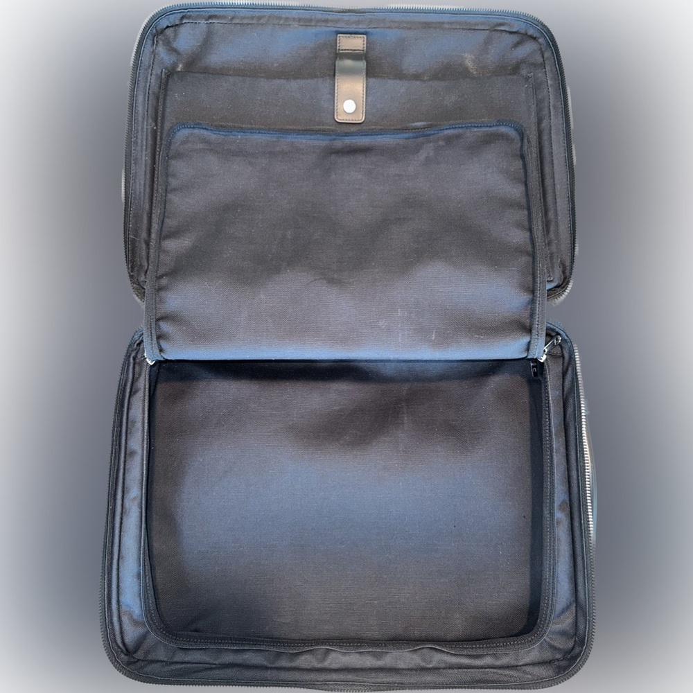 Gucci Briefcase - Picture 12 of 13